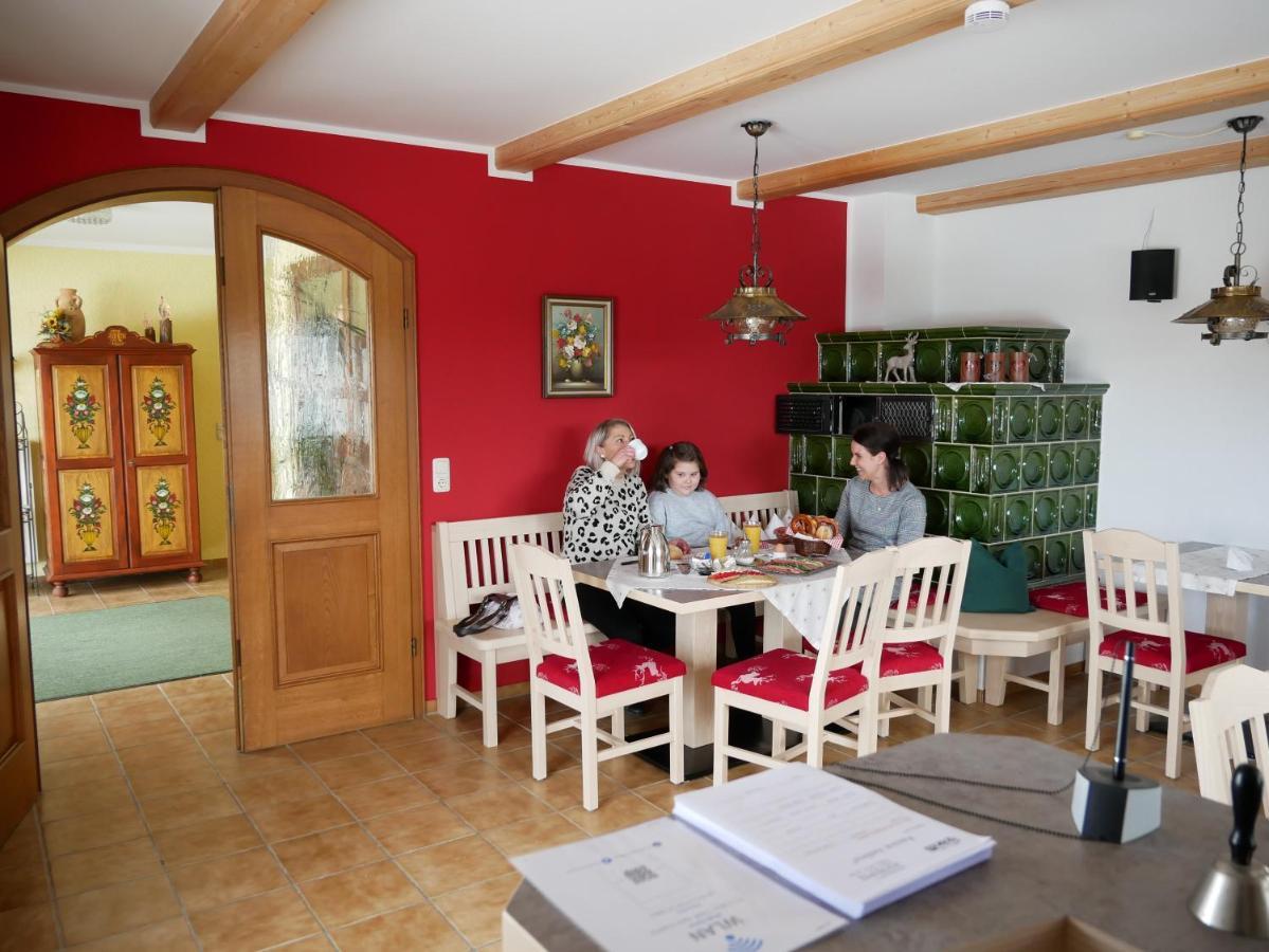 Pension Ambros Büchlberg Exterior foto